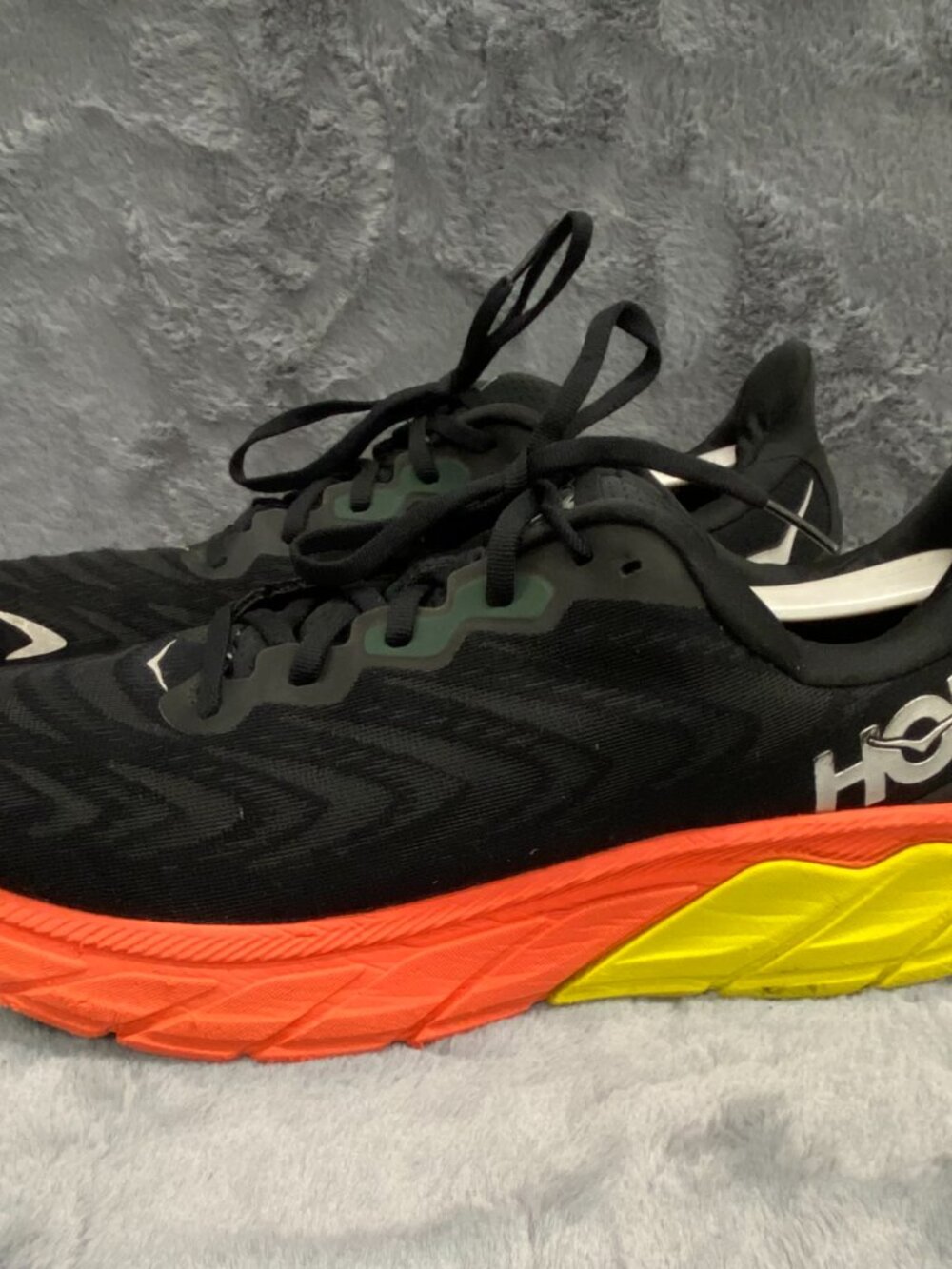 Hoka Arahi 6 Mens SIze 11 D Running Gym Casual Sneakers Black Orange Yellow - Picture 3 of 12